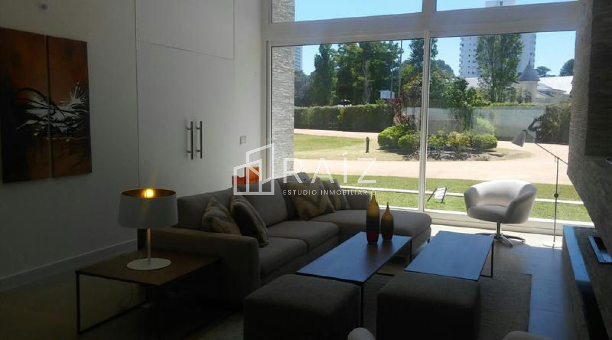 Casa ID.2578 - Casa en Punta del Este, Boulevard Park