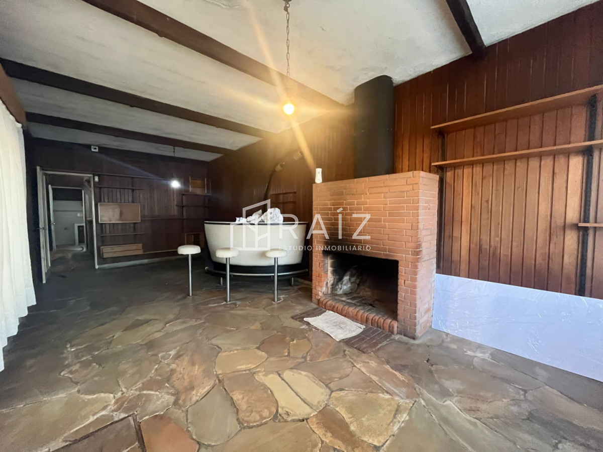 Casa ID.11827 - VENTA 2 CASAS MISMO PADRON SAN CARLOS