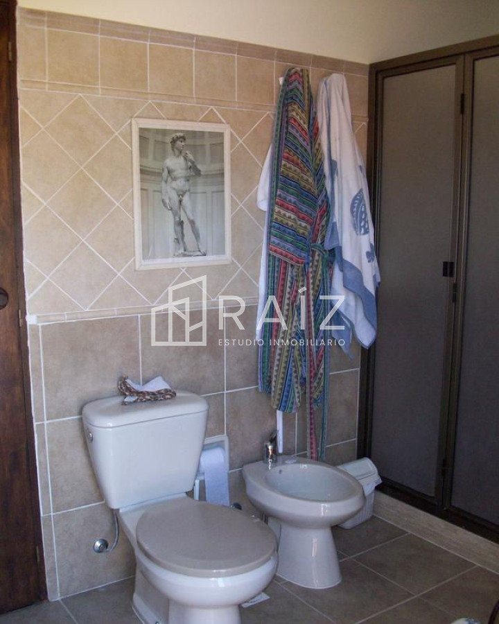 Casa ID.318 - ESTE OESTE