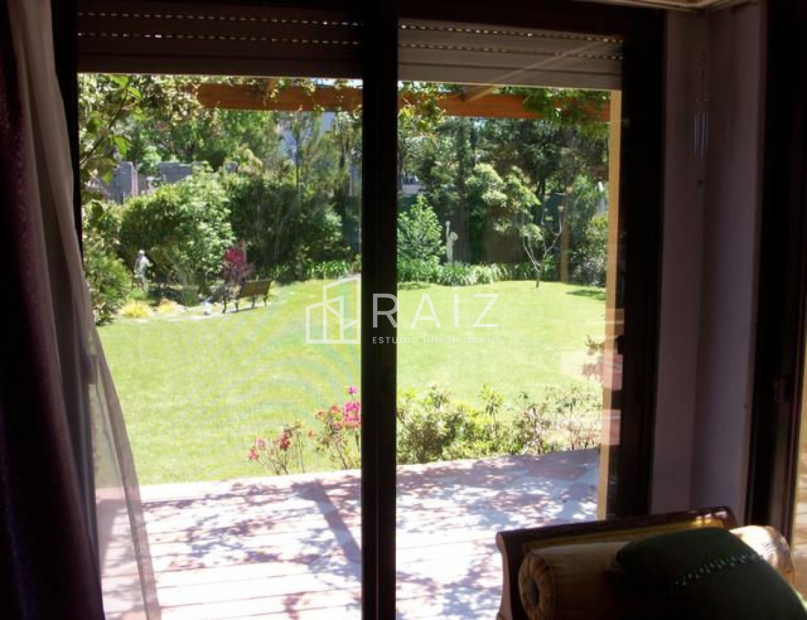 Casa ID.318 - ESTE OESTE