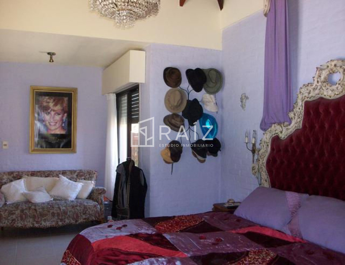 Casa ID.318 - ESTE OESTE