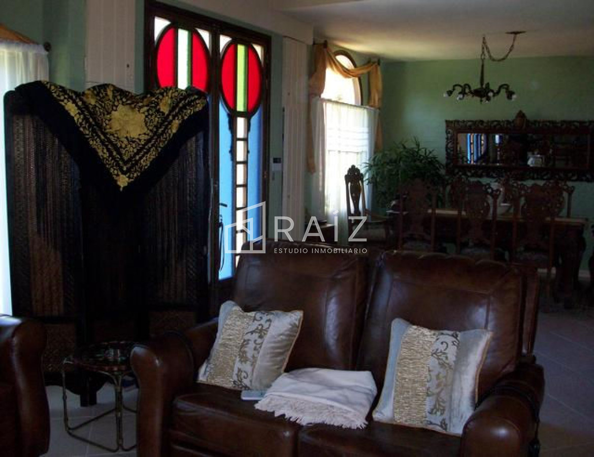 Casa ID.318 - ESTE OESTE