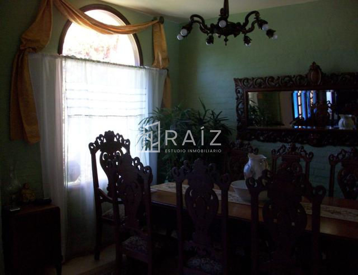 Casa ID.318 - ESTE OESTE