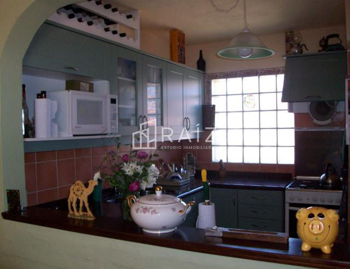 Casa ID.318 - ESTE OESTE