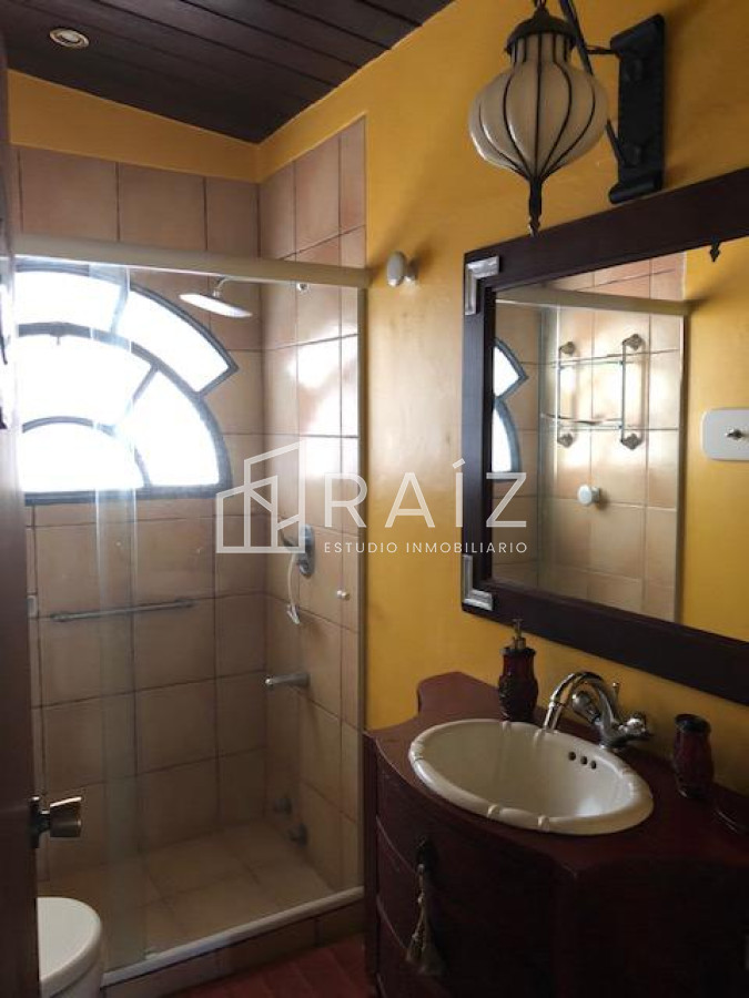 Casa ID.784 - CASA 6 DORMITORIOS EN ALQUILER DE TEMPORADA EN PINARES