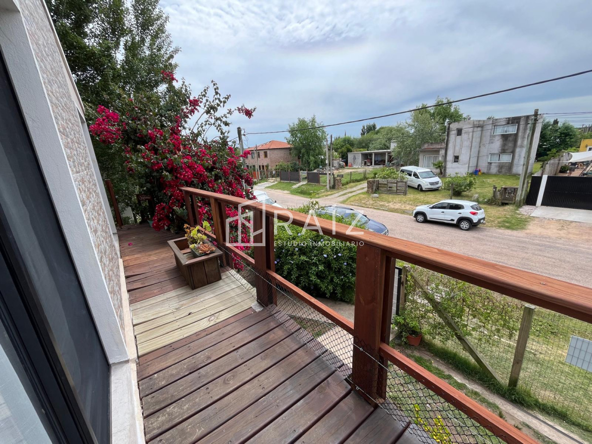 Casa ID.11202 - VENTA CASA 5 DORMITORIOS LAUSANA