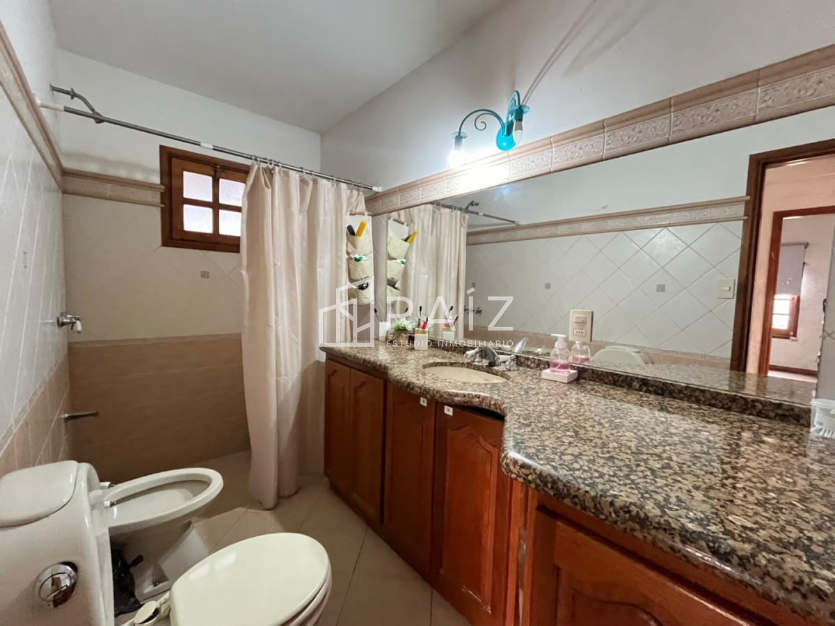 Casa ID.11105 - VENTA CASA 4 DORMITORIOS BIARRITZ MALDONADO 