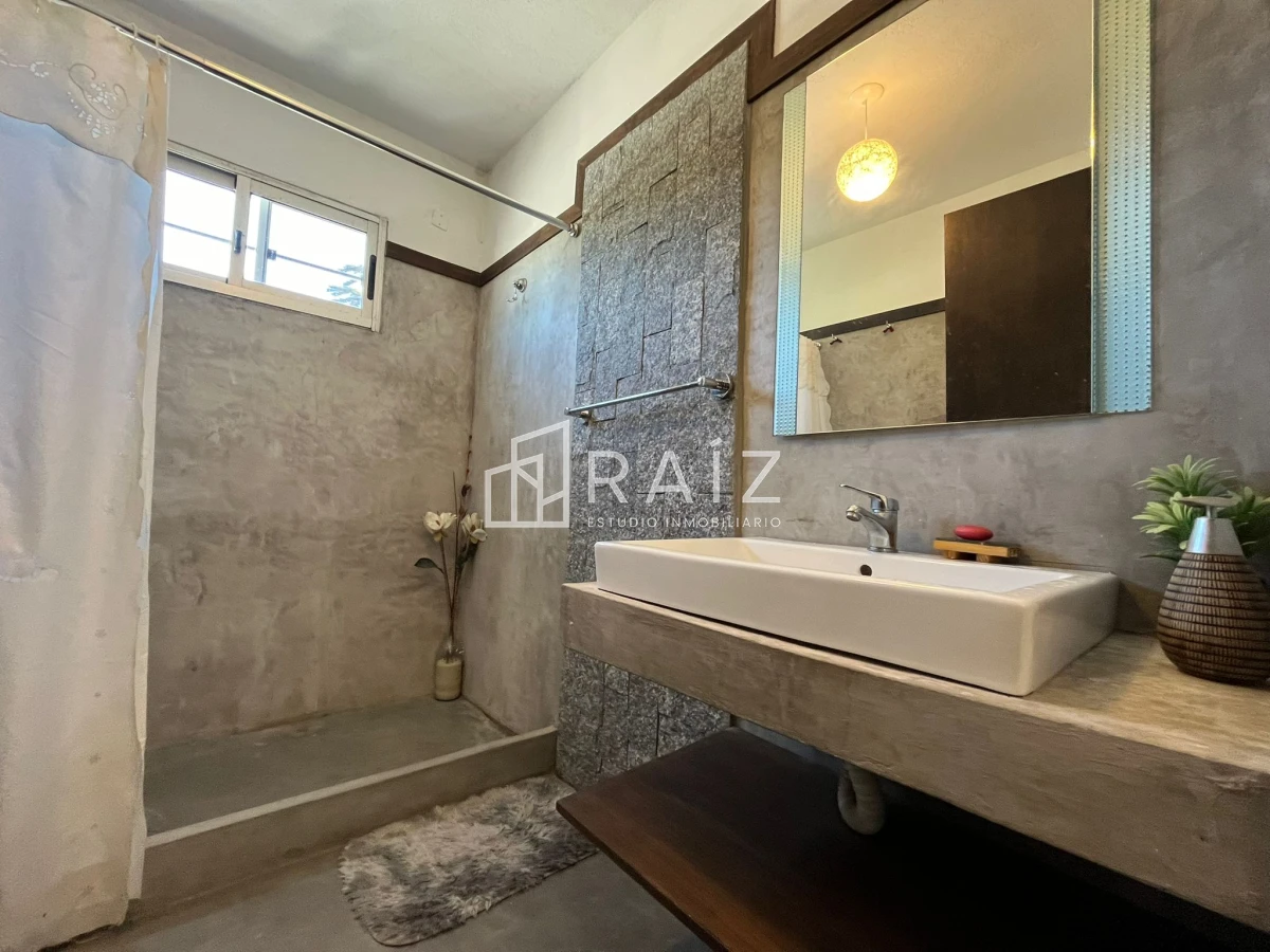 Casa ID.2554 - CASA  VENTA 3 DORMITORIOS ZONA ATLANTICO SHOPPING 