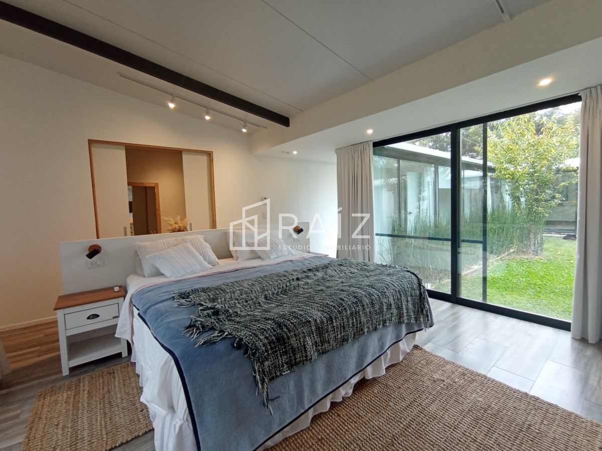 Casa ID.8906 - VENTA CASA BARRIO PRIVADO EL QUIJOTE 4 DORMITORIOS