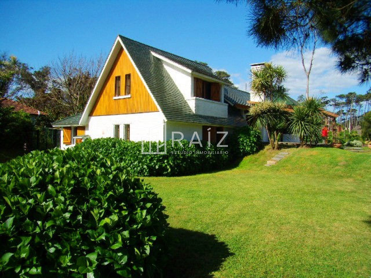 Casa ID.502 - Casa en Punta del Este, Pinares