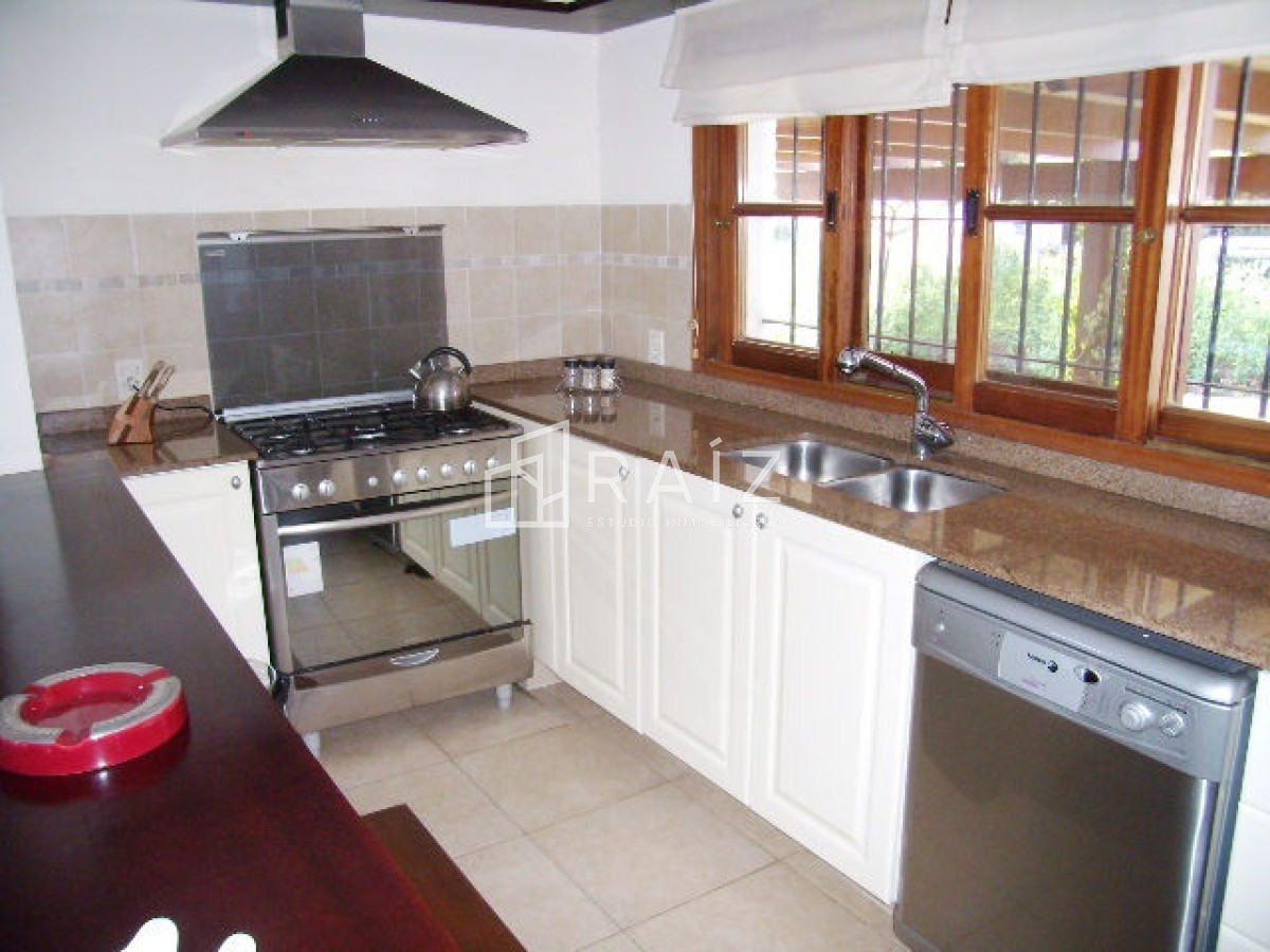 Casa ID.502 - Casa en Punta del Este, Pinares