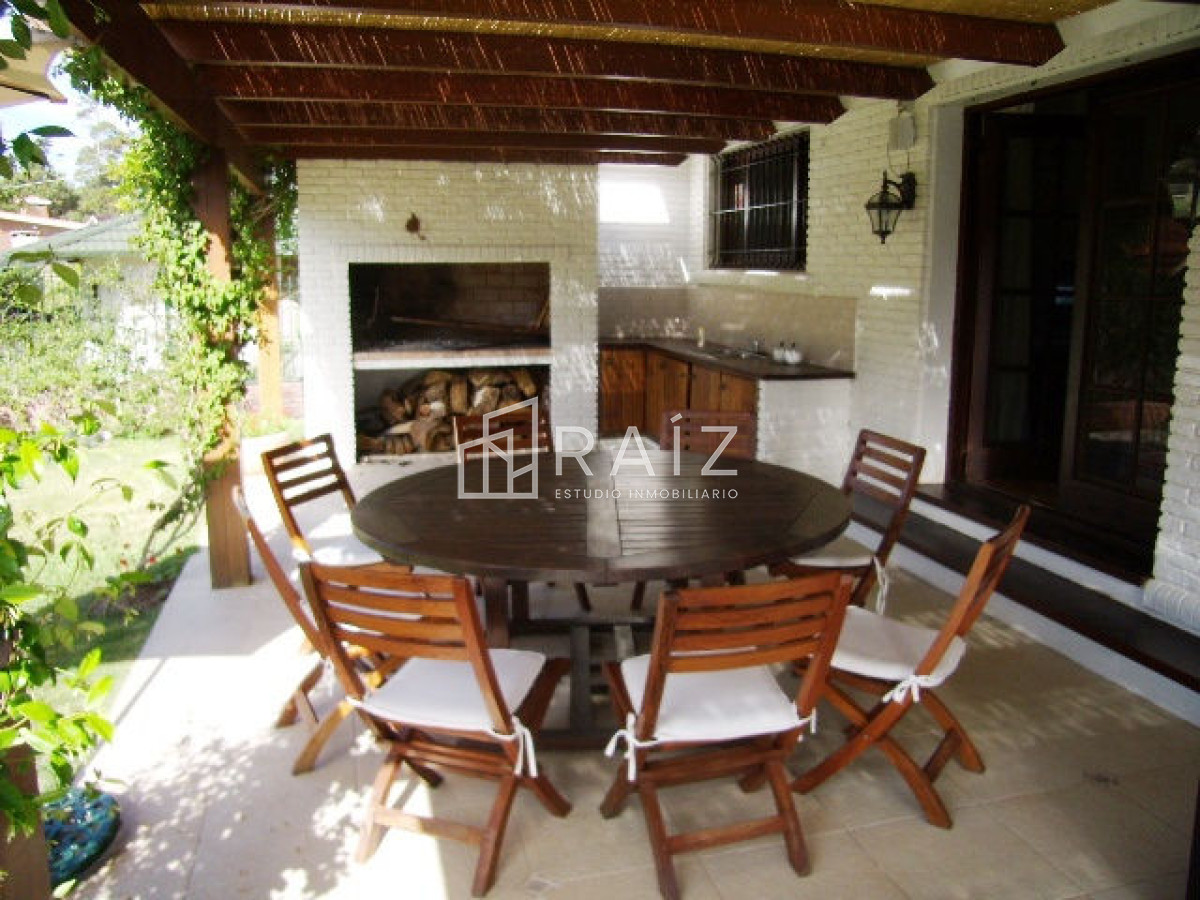 Casa ID.502 - Casa en Punta del Este, Pinares