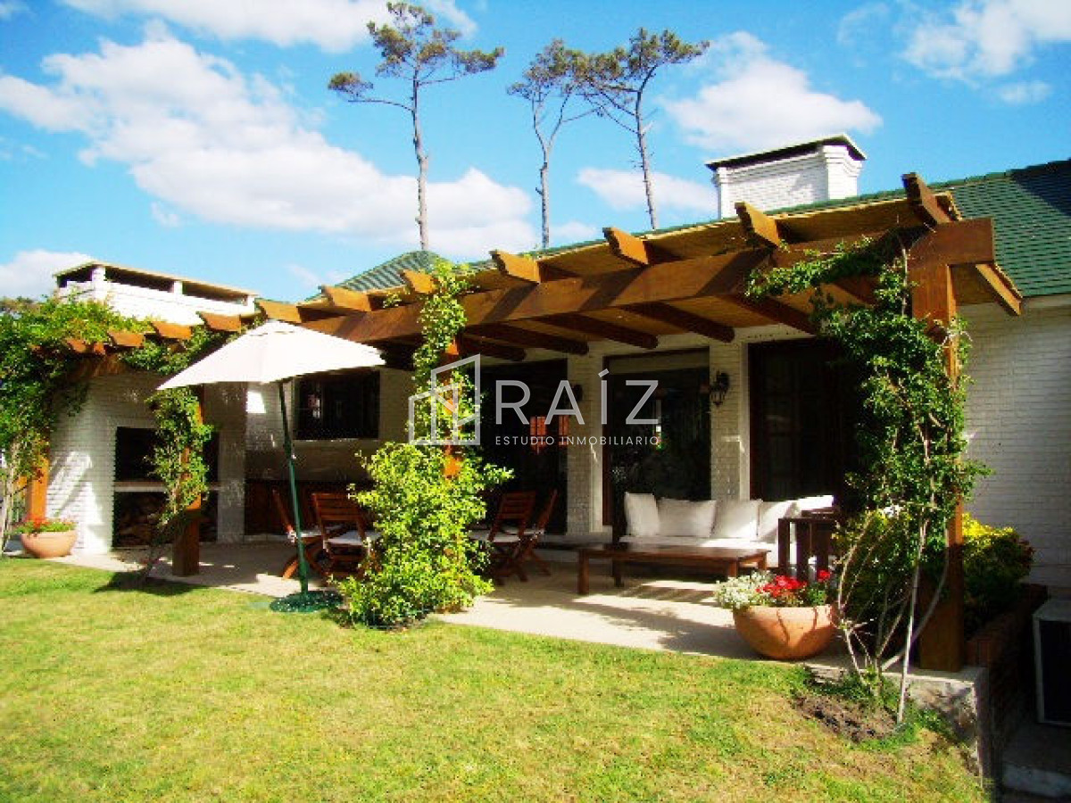 Casa ID.502 - Casa en Punta del Este, Pinares