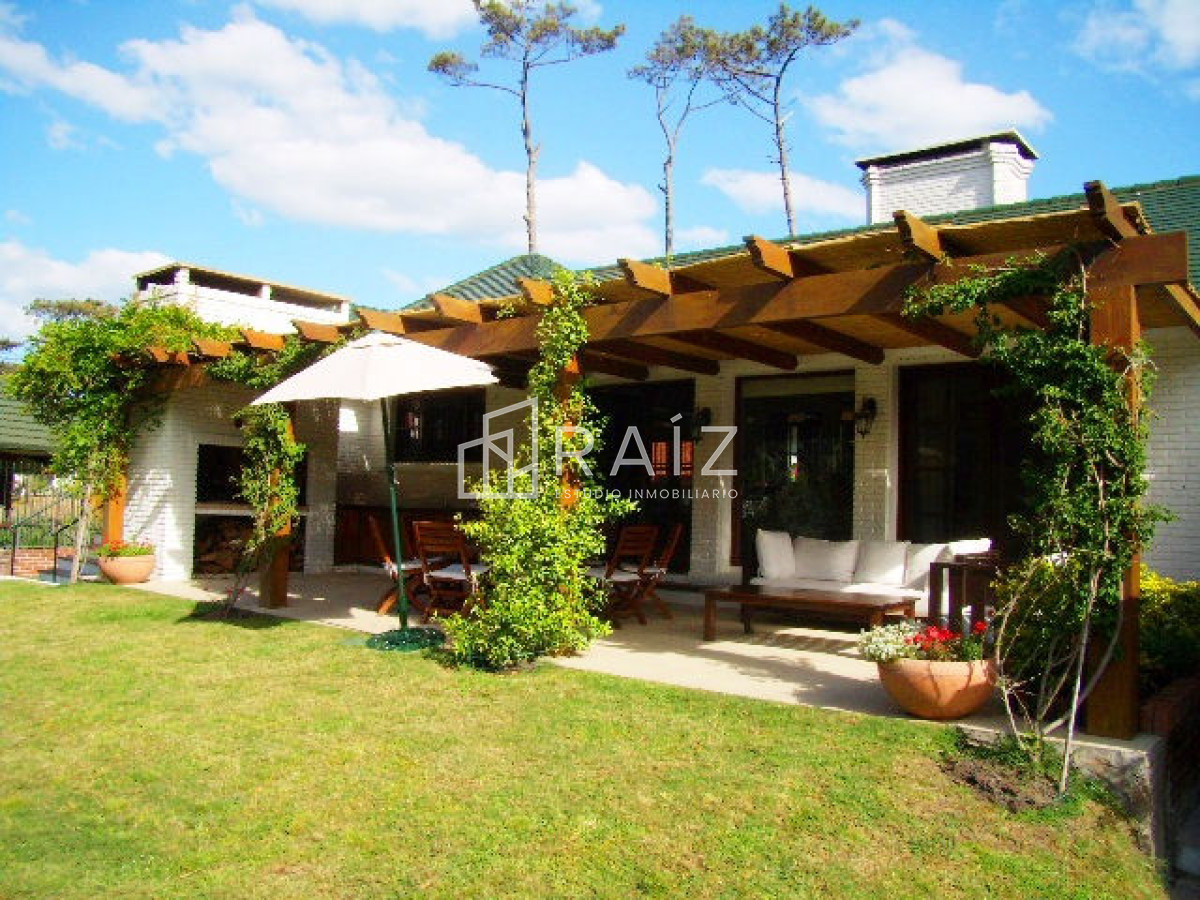 Casa ID.502 - Casa en Punta del Este, Pinares