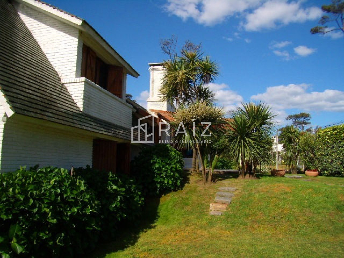 Casa ID.502 - Casa en Punta del Este, Pinares