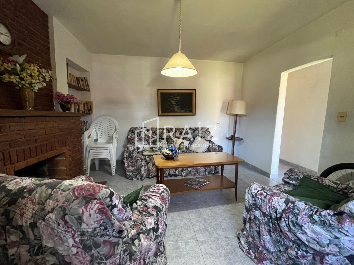 Casa ID.11631 - CASA VENTA 2 DORMITORIOS + DEPENDENCIA PINARES