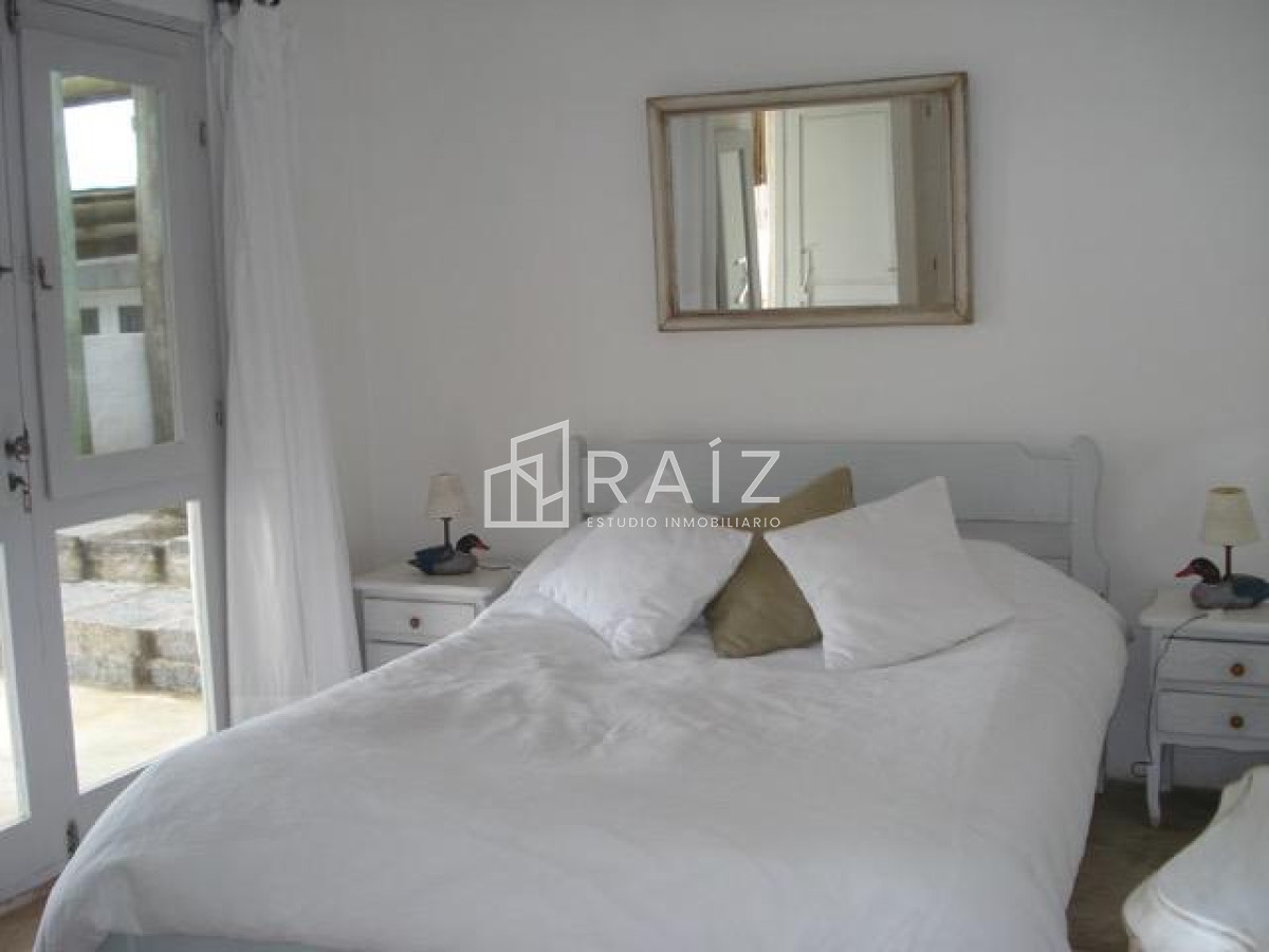 Casa ID.465 - EXCEPCIONAL CASA EN LA BARRA!!