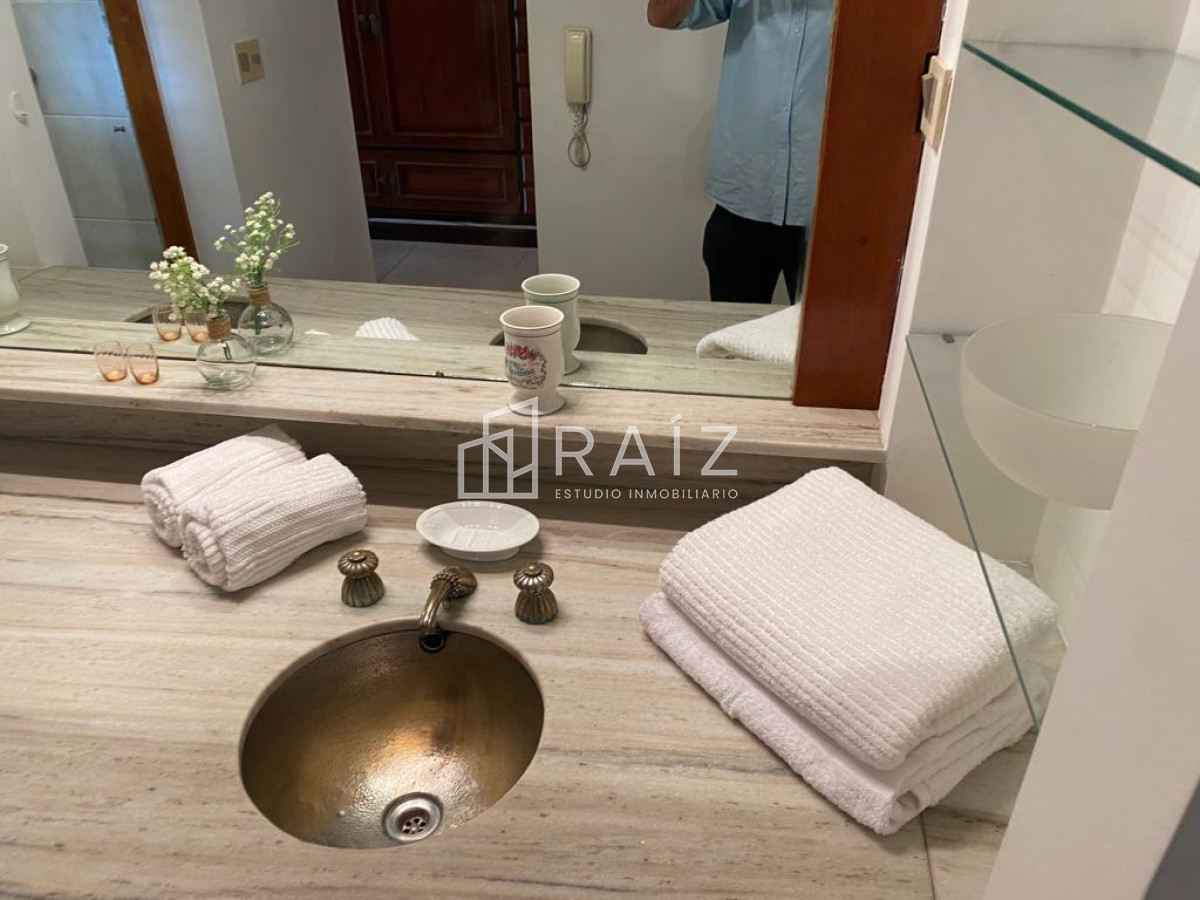 Casa ID.6998 - HERMOSA CASA DISPONIBLE POR LA TEMPORADA.