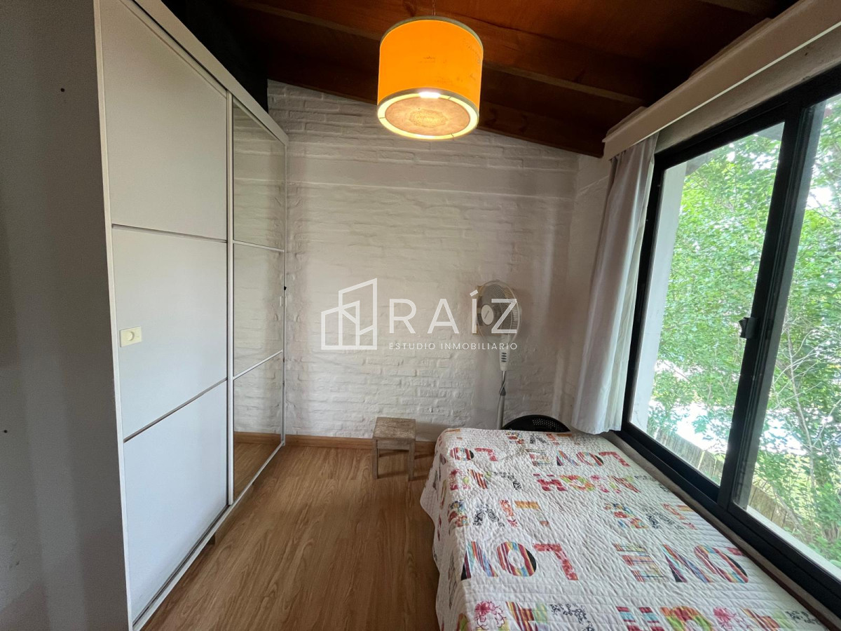 Casa ID.11202 - VENTA CASA 5 DORMITORIOS LAUSANA