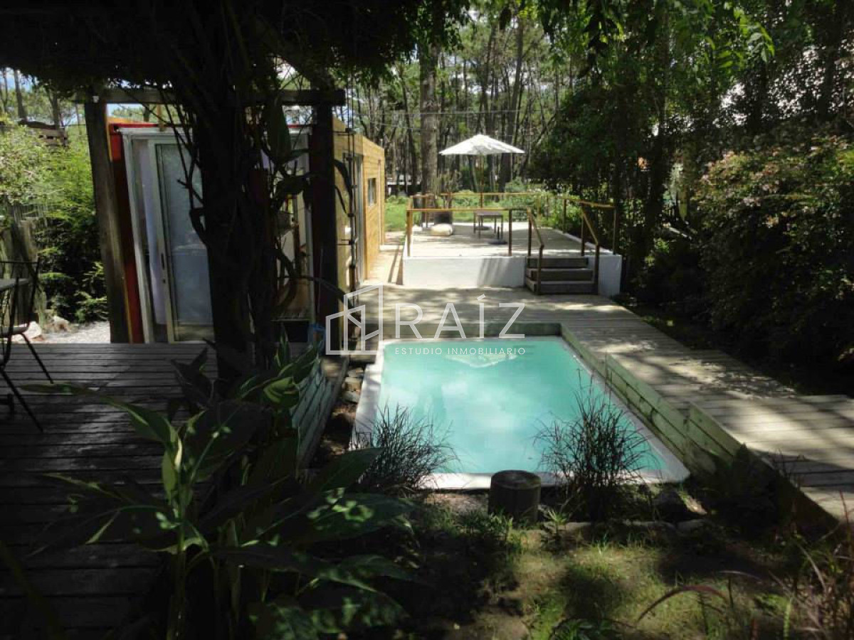Casa ID.604 - CASA EN VENTA 4 DORMITORIOS MONTOYA