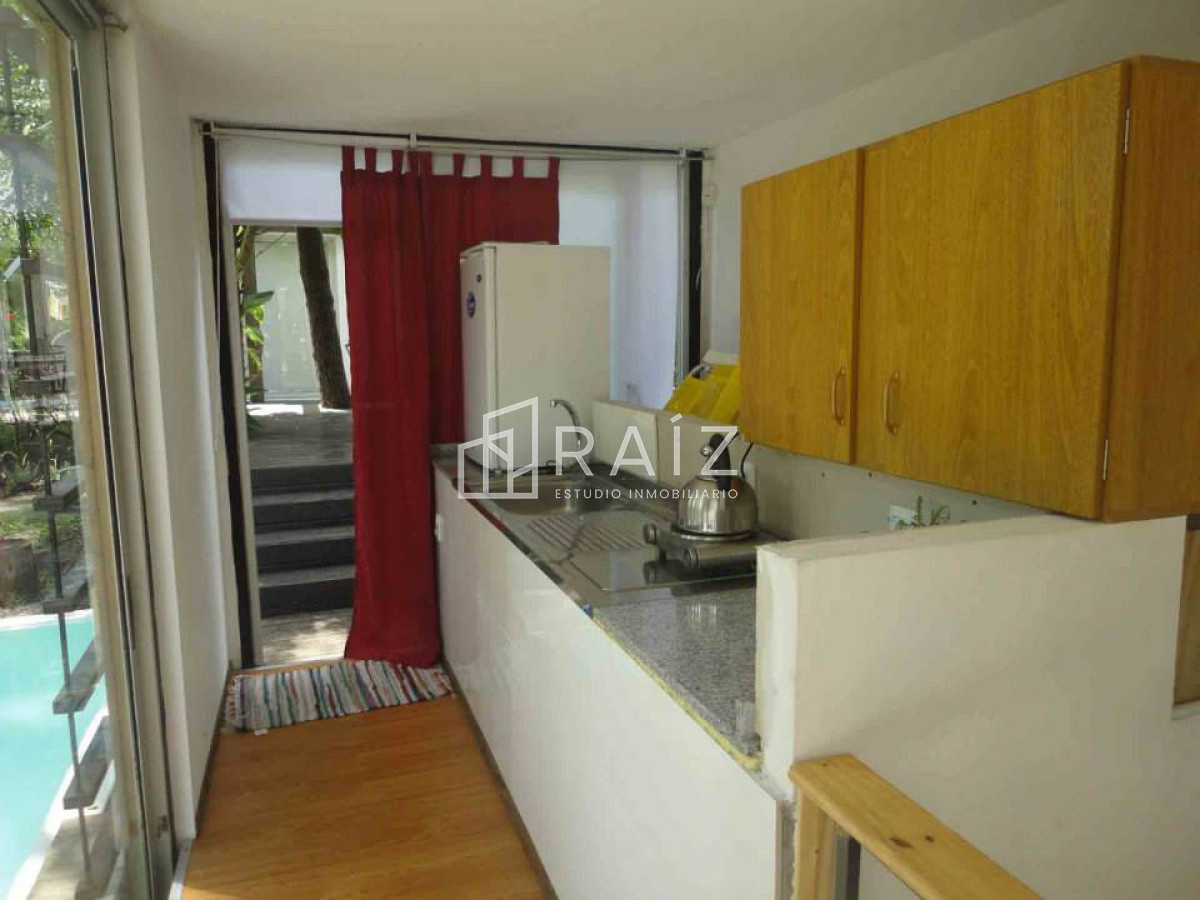 Casa ID.604 - CASA EN VENTA 4 DORMITORIOS MONTOYA