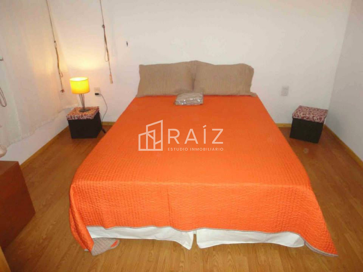 Casa ID.604 - CASA EN VENTA 4 DORMITORIOS MONTOYA
