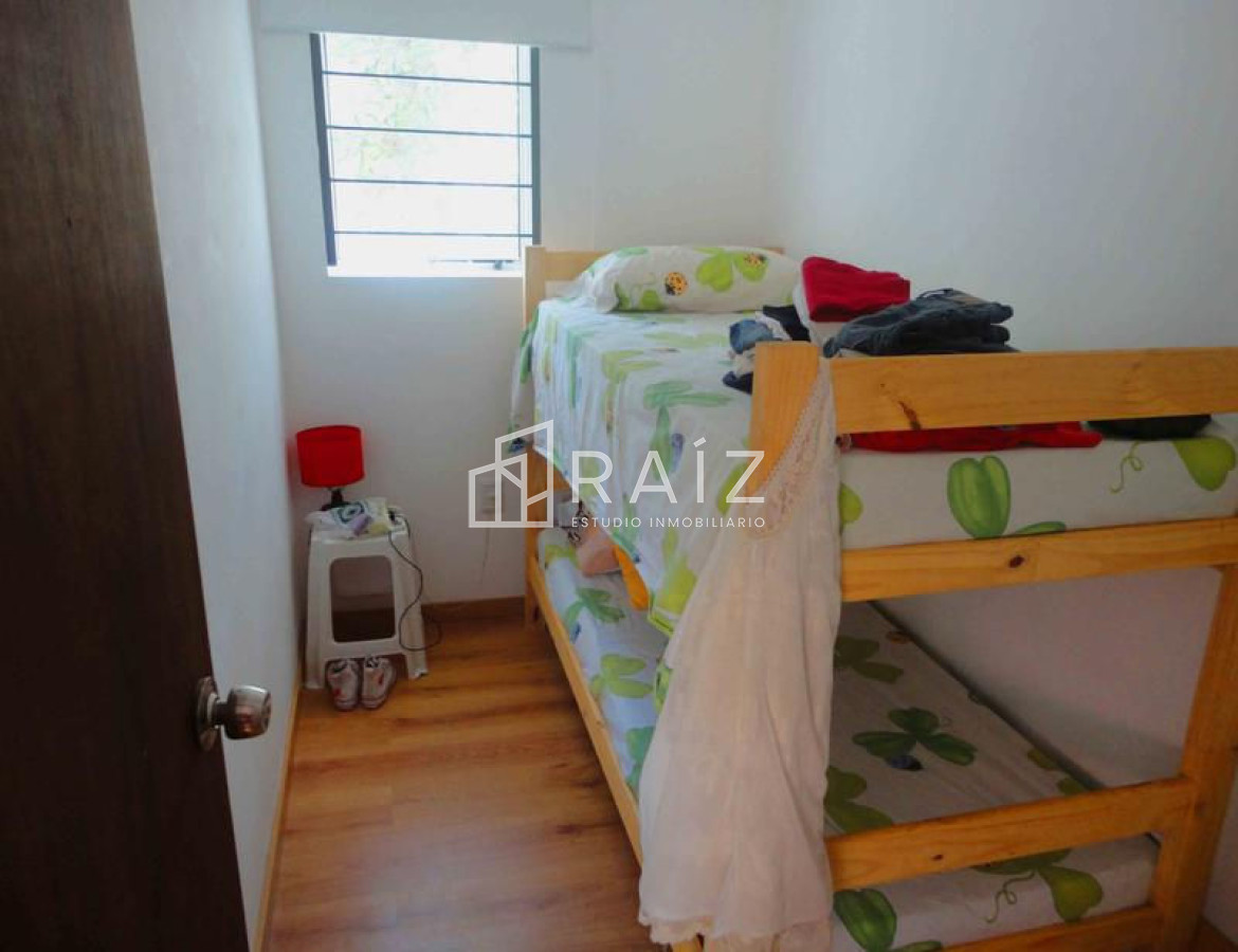 Casa ID.604 - CASA EN VENTA 4 DORMITORIOS MONTOYA