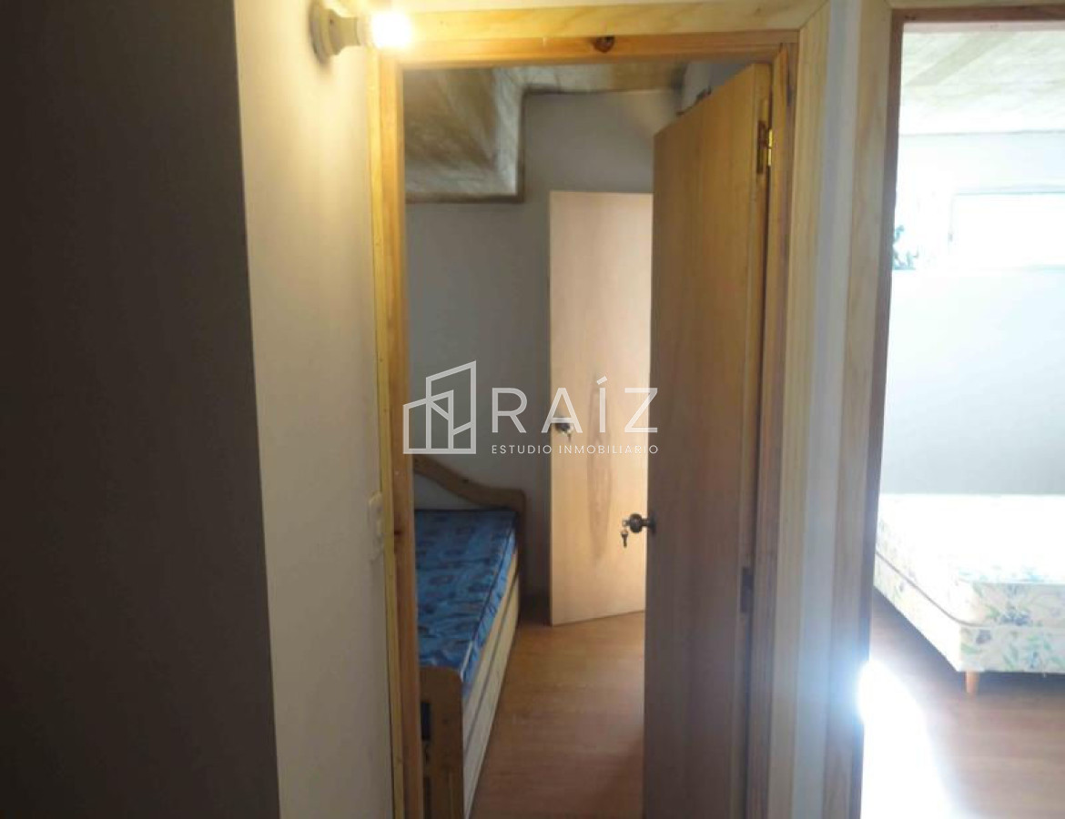 Casa ID.604 - CASA EN VENTA 4 DORMITORIOS MONTOYA
