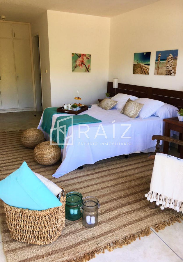 Casa ID.630 - CASA 6 DORMITORIOS ALQUILER TEMPORADA PUNTA DE PIEDRAS 