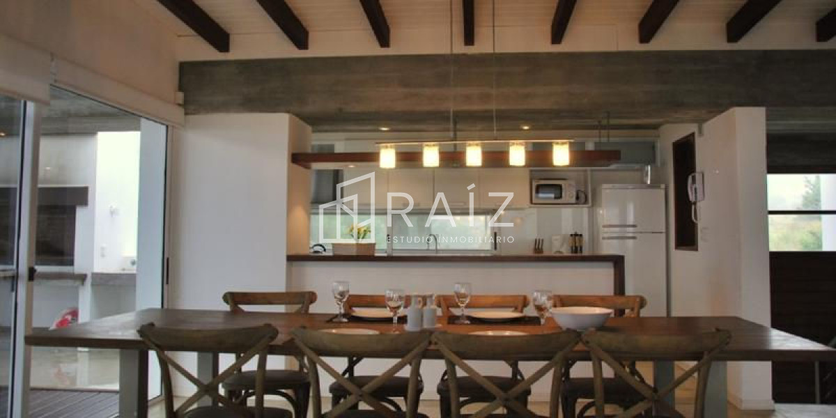 Casa ID.630 - CASA 6 DORMITORIOS ALQUILER TEMPORADA PUNTA DE PIEDRAS 