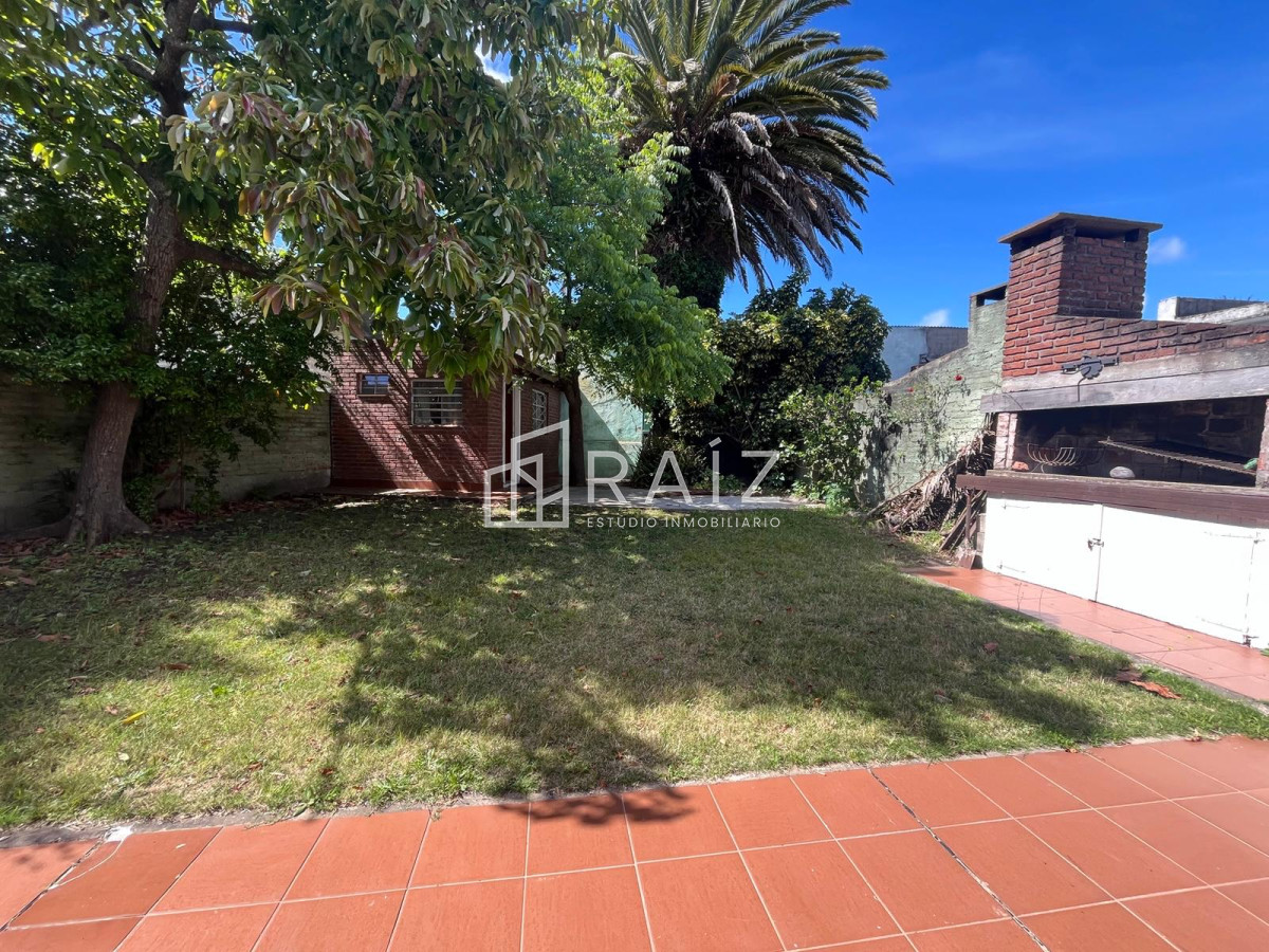 Casa ID.11631 - CASA VENTA 2 DORMITORIOS + DEPENDENCIA PINARES