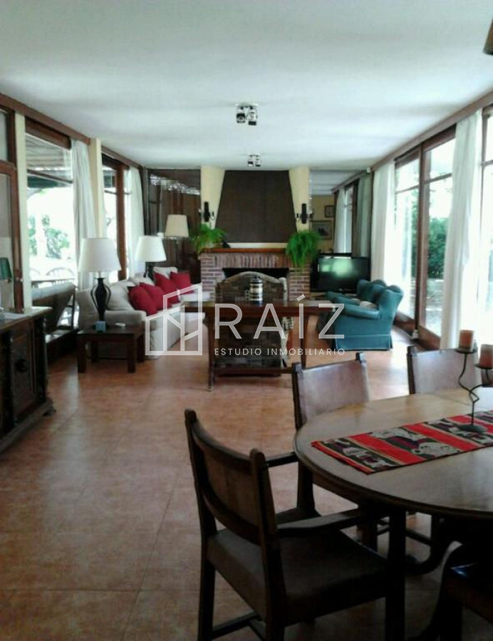 Casa ID.64 - Amplia casa de 4 dormitorios con piscina