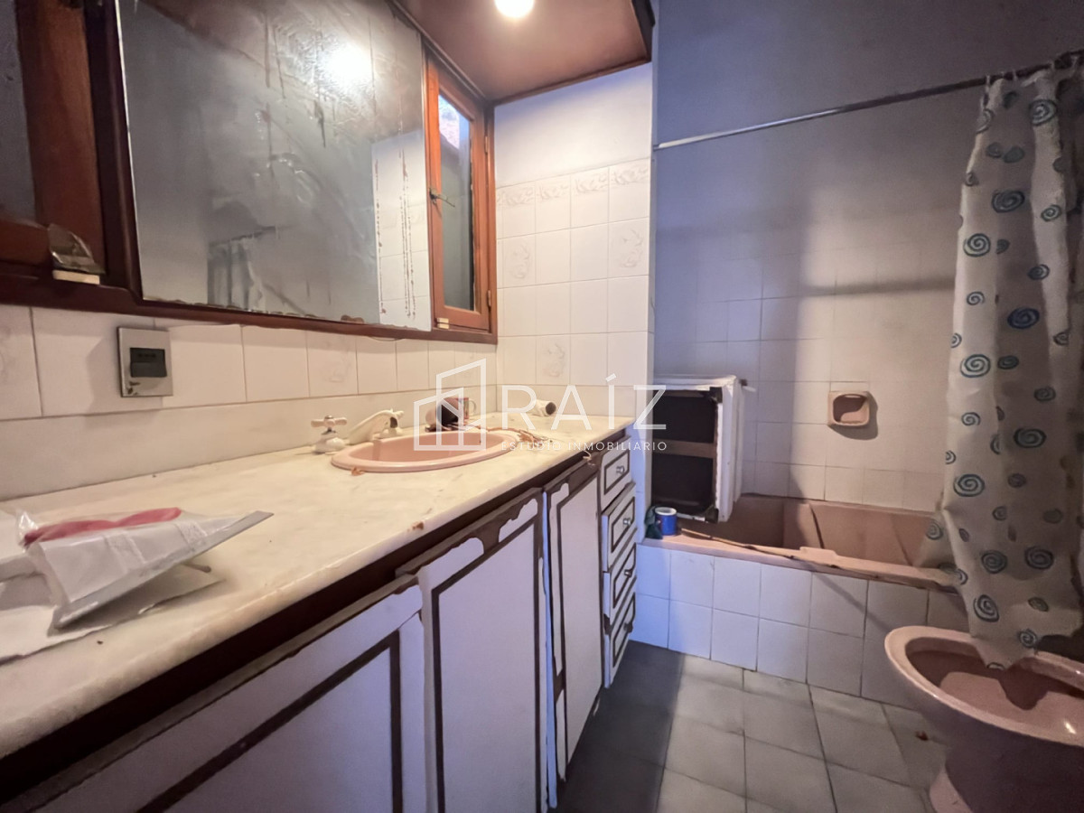 Casa ID.12095 - VENTA CASA 4 DORMITORIOS AV ESPAÑA