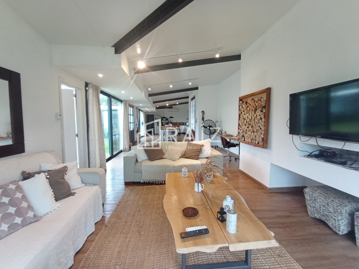 Casa ID.8906 - VENTA CASA BARRIO PRIVADO EL QUIJOTE 4 DORMITORIOS