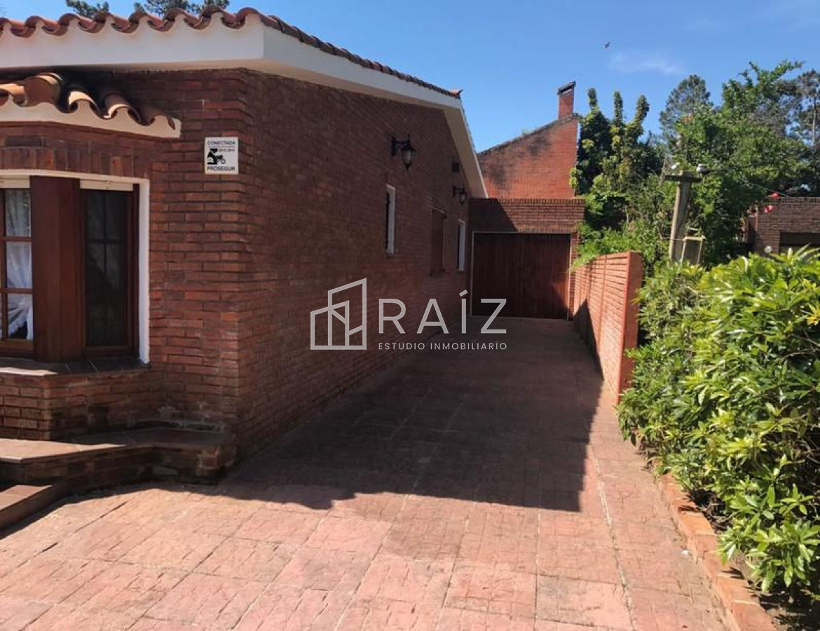 Casa ID.686 - CASA DE 3 DORMITORIOS EN ALQUILER EN MANSA