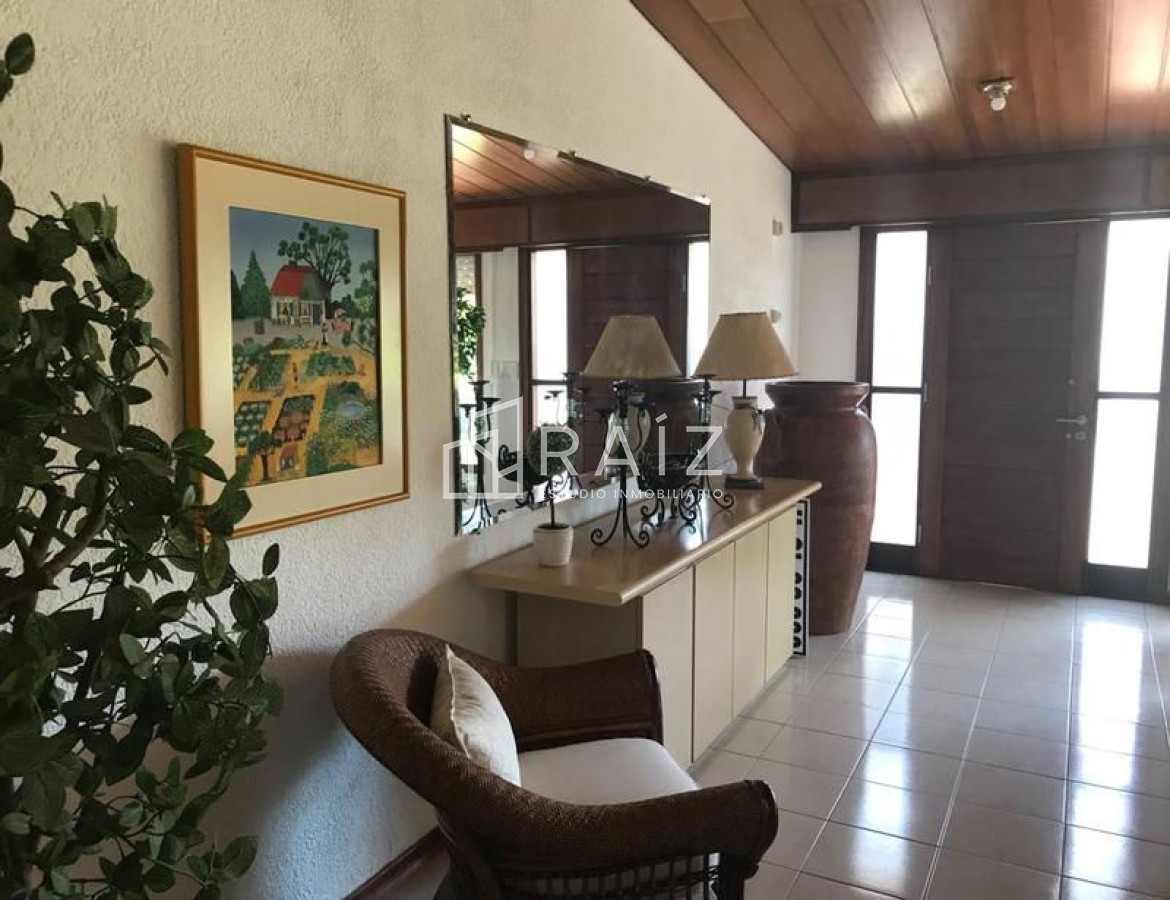 Casa ID.686 - CASA DE 3 DORMITORIOS EN ALQUILER EN MANSA