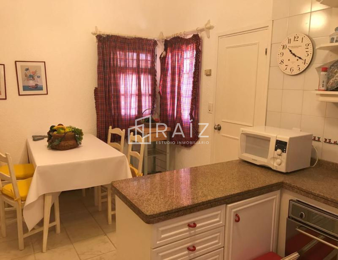 Casa ID.686 - CASA DE 3 DORMITORIOS EN ALQUILER EN MANSA