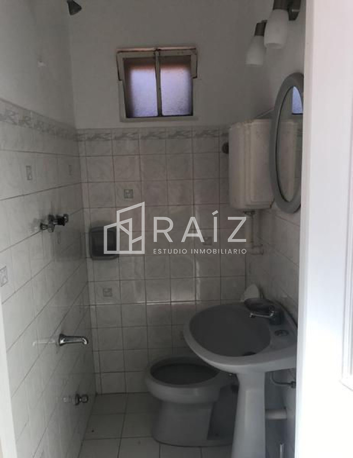 Casa ID.686 - CASA DE 3 DORMITORIOS EN ALQUILER EN MANSA