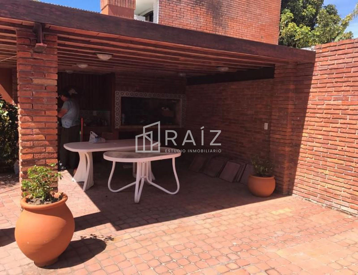 Casa ID.686 - CASA DE 3 DORMITORIOS EN ALQUILER EN MANSA