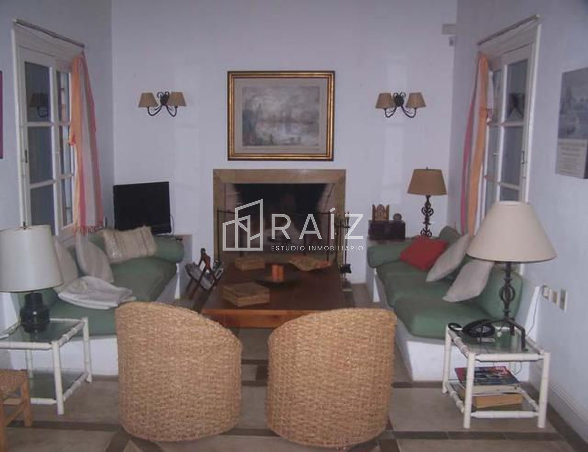 Casa ID.688 - Casa en La Barra, La Barra