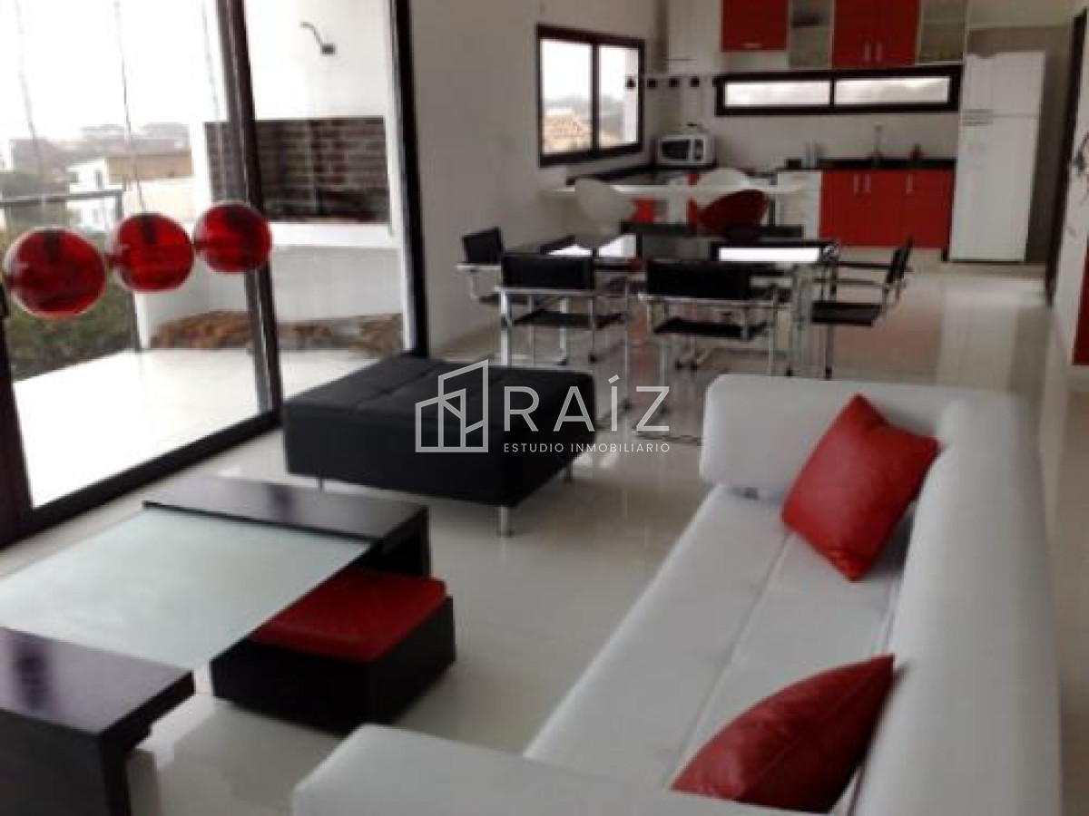 Casa ID.689 - Casa en Manantiales, Punta Piedras