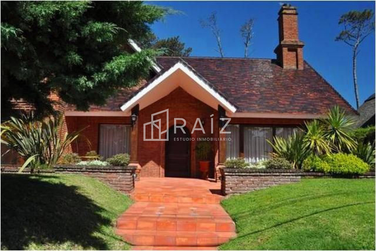 Casa ID.727 - Casa en Punta del Este, Pinares