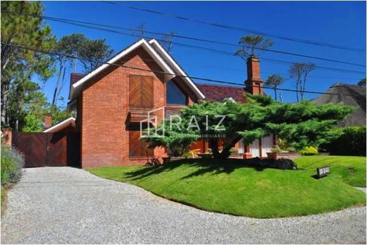 Casa ID.727 - Casa en Punta del Este, Pinares