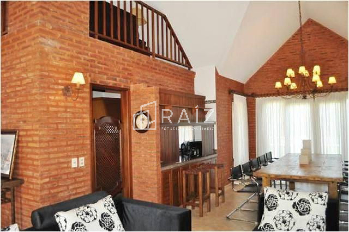 Casa ID.727 - Casa en Punta del Este, Pinares