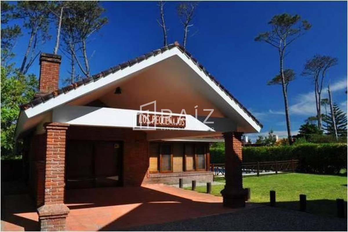 Casa ID.727 - Casa en Punta del Este, Pinares