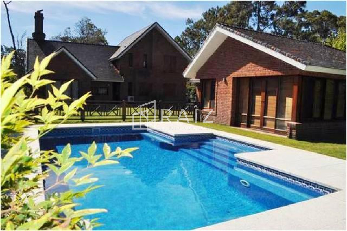 Casa ID.727 - Casa en Punta del Este, Pinares