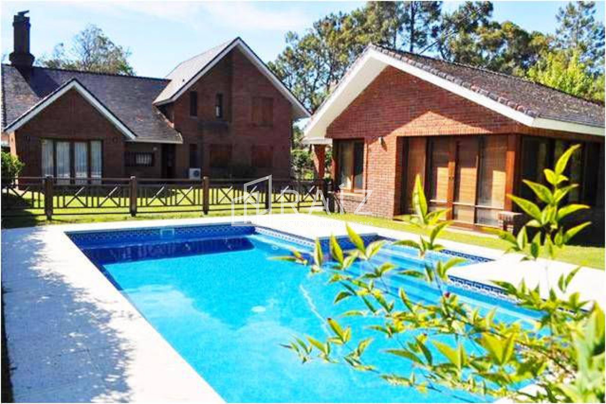 Casa ID.727 - Casa en Punta del Este, Pinares