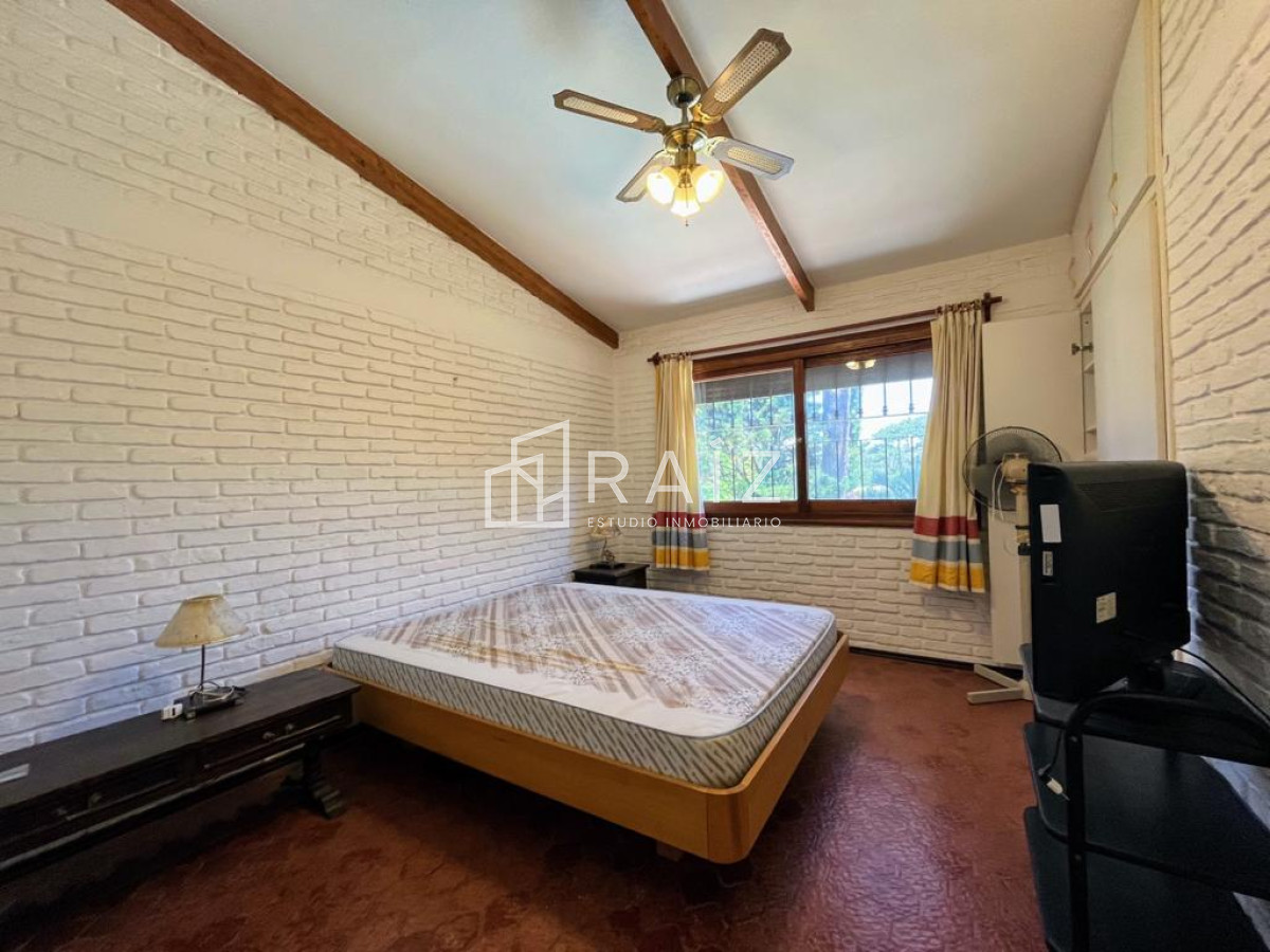 Casa ID.7937 - VENTA CASA 4 DORMITORIOS Y DEPENDENCIA SAN RAFAEL