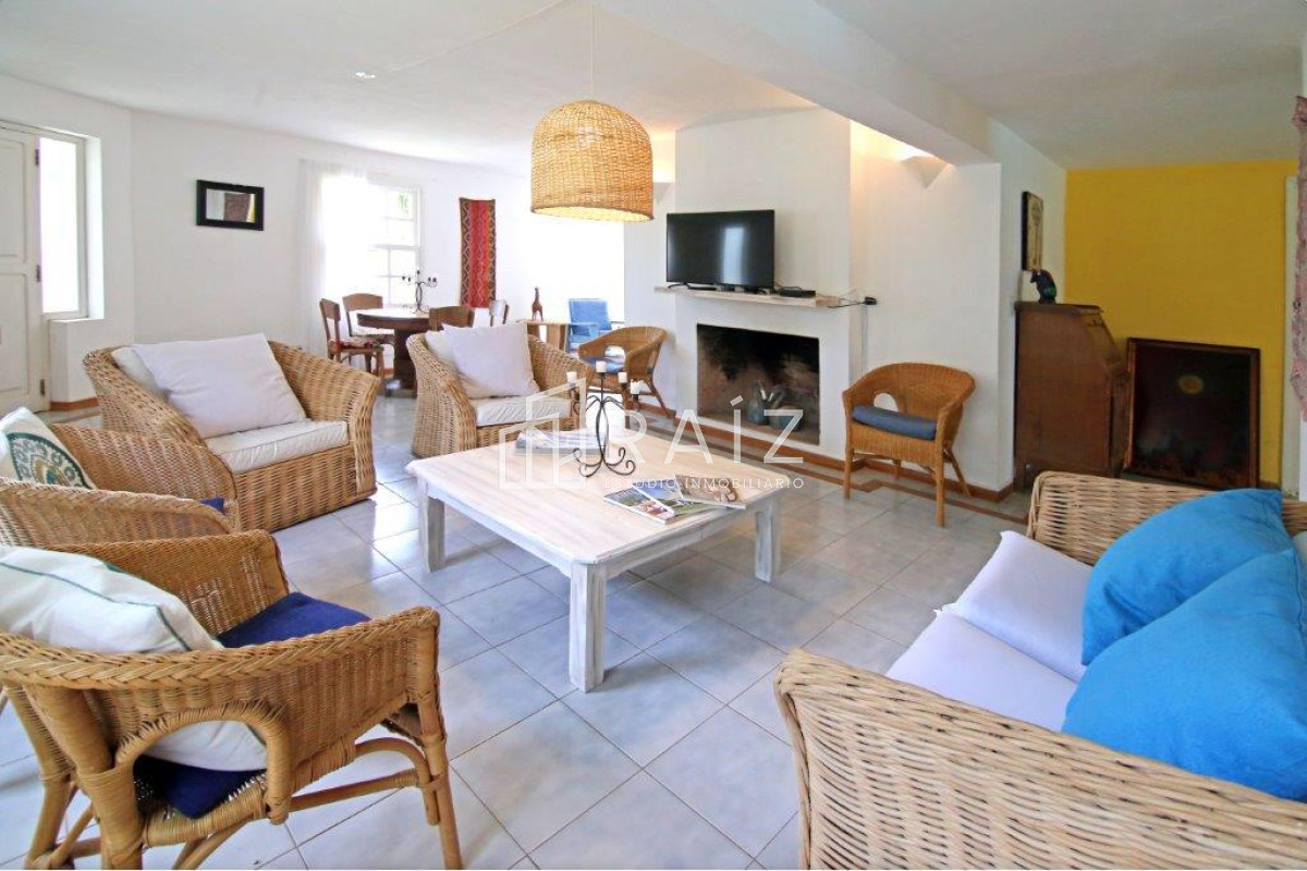 Casa ID.1081 - Maravillosa casa en La Barra.