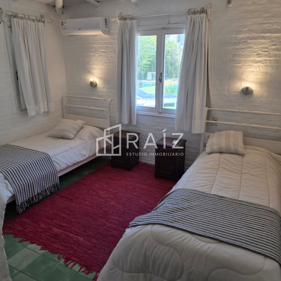 Casa ID.1881 - CASA EN VENTA 3 DORMITORIOS  EN LA BARRA